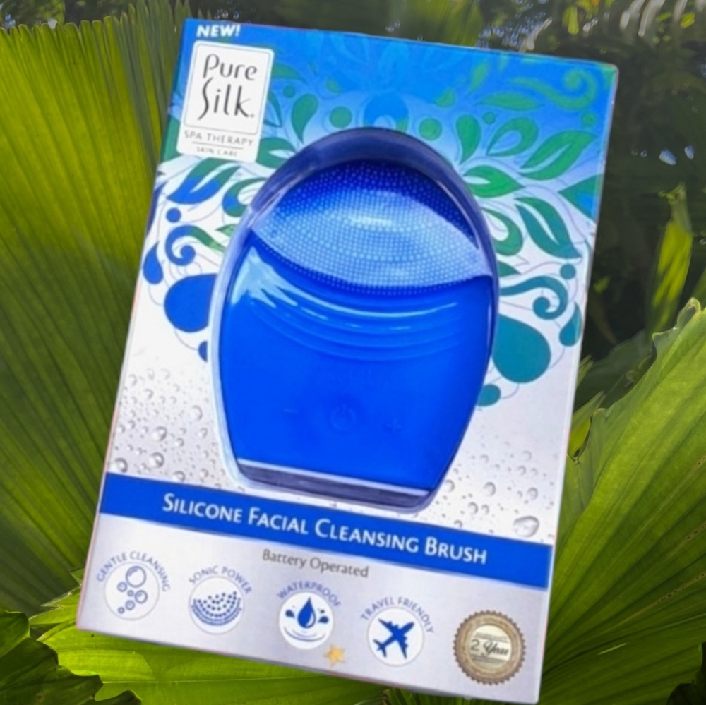 Pure Silk Silicone Facial Cleansing Brush